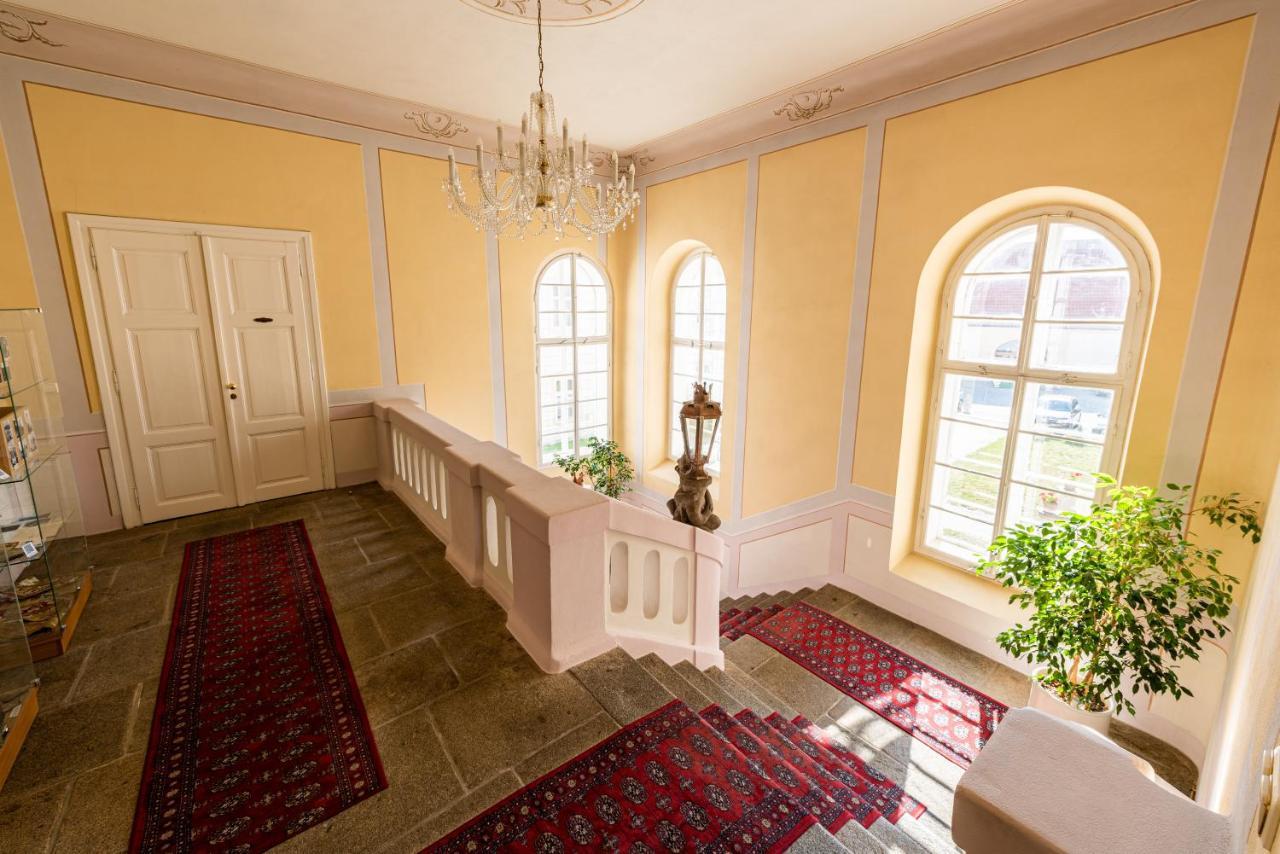 Hotel Zamek Hradek U Susice Esterno foto