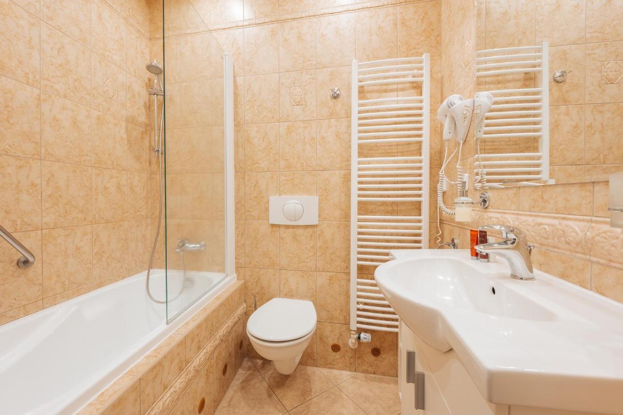 Hotel Zamek Hradek U Susice Esterno foto