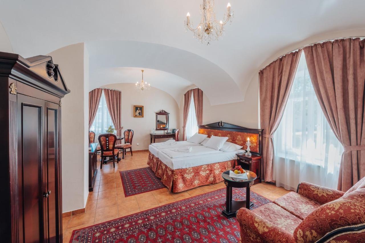 Hotel Zamek Hradek U Susice Esterno foto